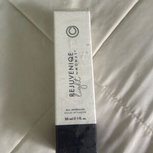 Rejuvenate light by Monat